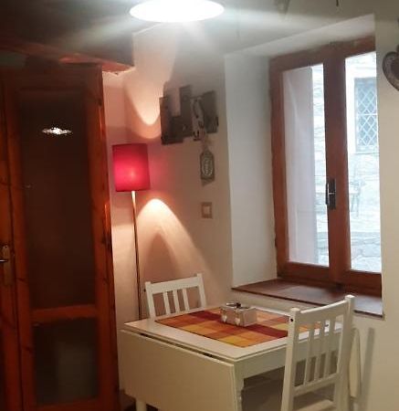 Ca' Du Barbe: Tra Le Alpi E Il Mare Villa Mendatica Bagian luar foto